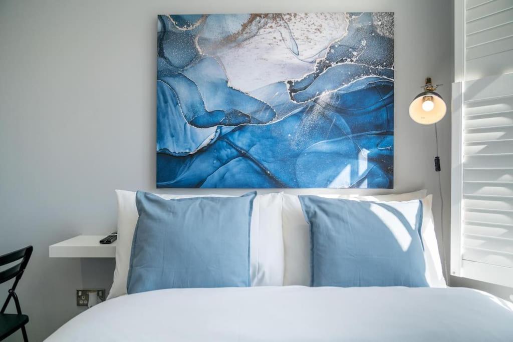 Luxury 6 Bedroom House In Star Street Hébergement de vacances Londres